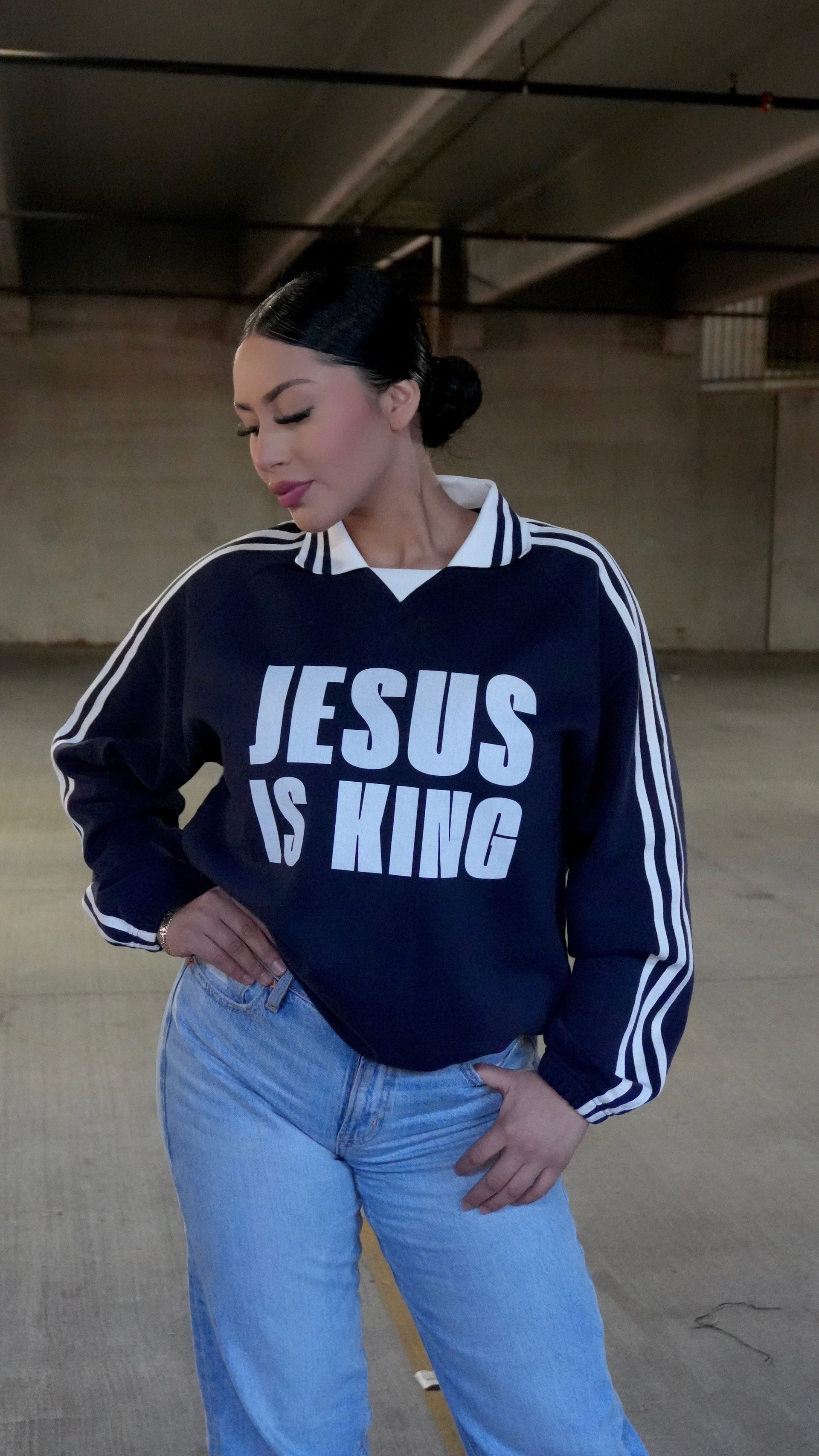 Jesus is King- Midnight Blue Lapel Collar Sweatshirt