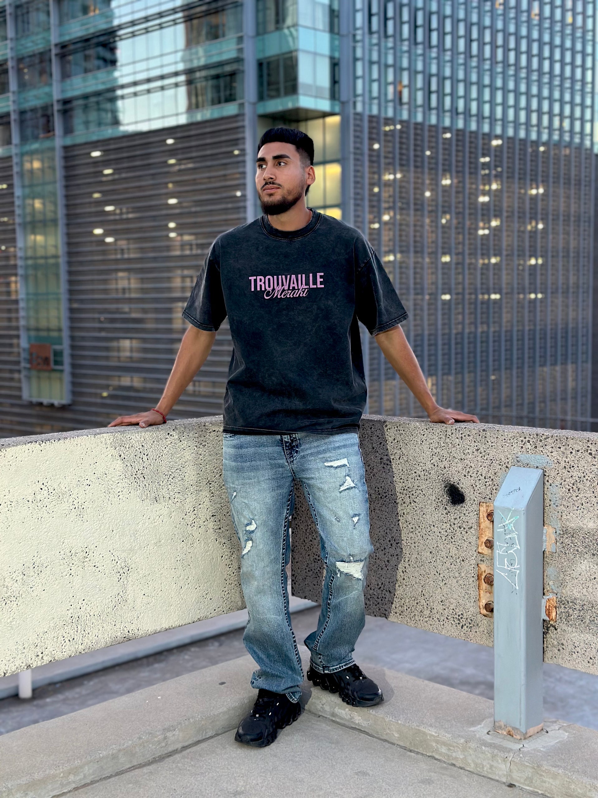 God is bigger Oversize Snow Washed T-Shirt